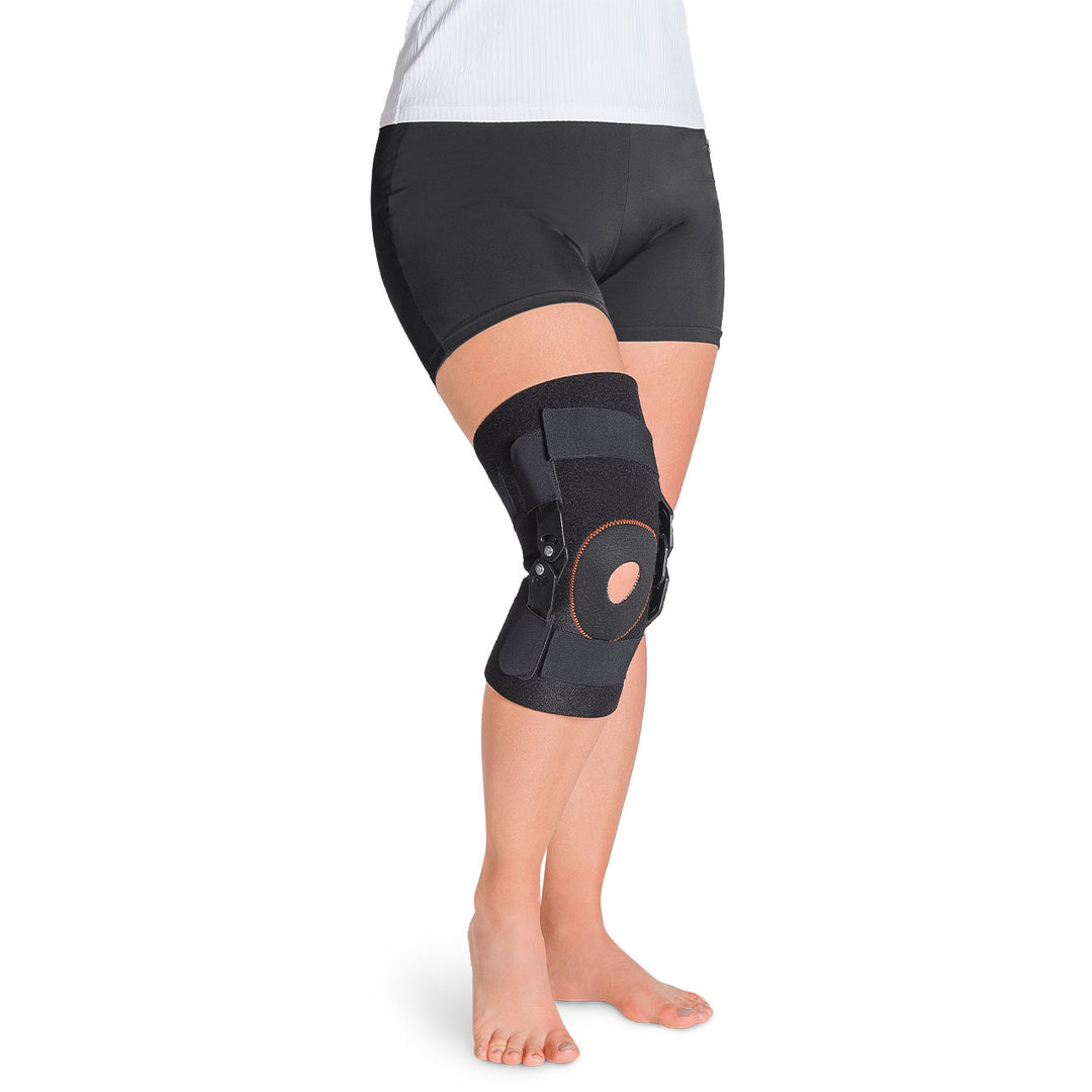 Knee Brace for Free Joint Mobility with Stabilizer